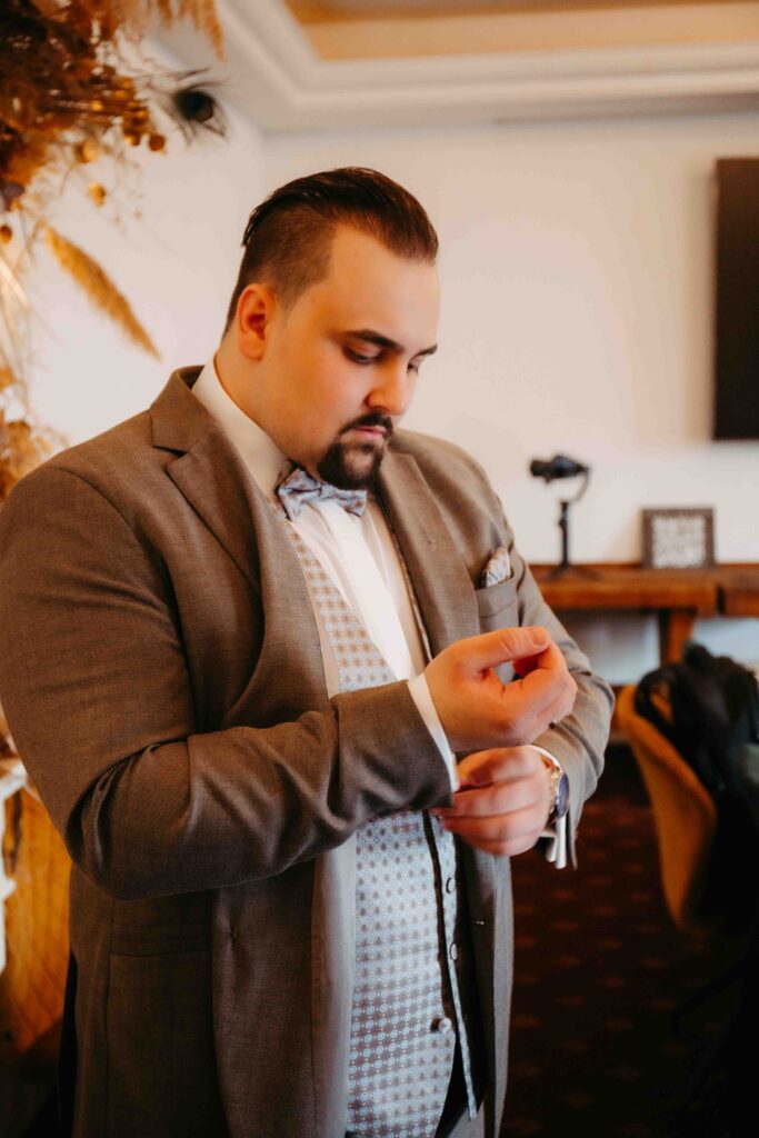 Getting Ready des Bräutigams in Obernburg