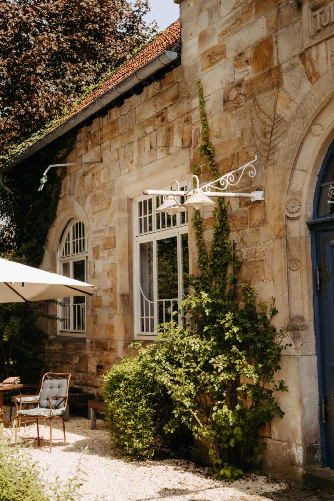 Natürliche Hochzeitsfotos in der Festhalle Flonheim